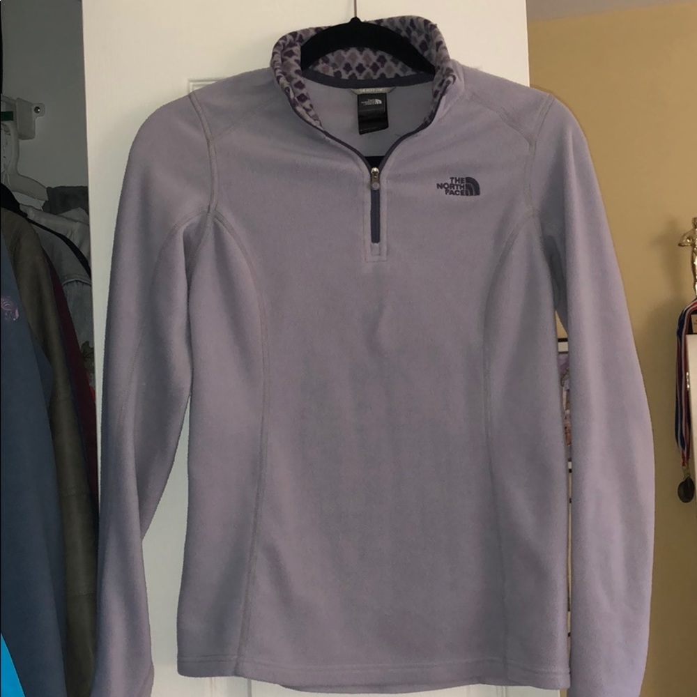 North face pullover